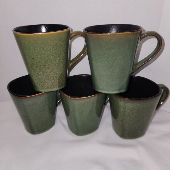 Set Of 6 Green Ceramic Stoneware Coffee Mugs with Black Interior 12 oz. - Picture 1 of 4
